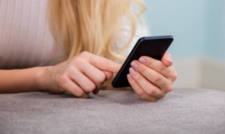 手机突然关机怎么回事 苹果手机突然关机怎么回事