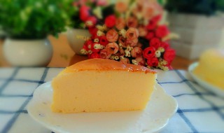 无油八寸蛋糕的做法（八寸蛋糕的奶油怎么做）