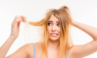 梦见头发散乱是什么征兆（梦见自己的头发很乱是什么意思）