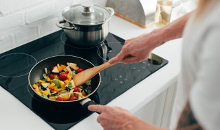 做菜放调料的顺序口诀 炒菜放调料的顺口溜