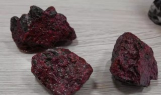 鸡血石有什么功效作用 鸡血石有什么作用和功效