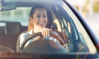 买车的心情说说怎么写好（买车表达心情说说）