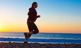 跑步比赛怎样才能跑的更快?（跑步比赛怎样才能跑的更快一些）