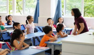 乎尔而与之行道之人弗受的翻译（翻译呼尔而与之行道之人弗受）