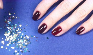 美甲多久做一次比较好（美甲需要多久做一次）