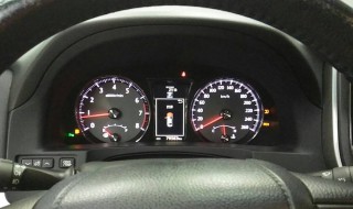 皇冠自适应大灯故障灯亮了（皇冠自动大灯一直亮）