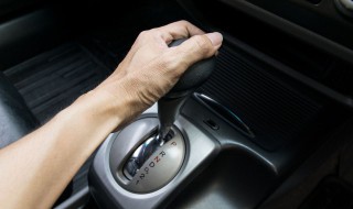 自动挡和手动挡什么意思 自动挡还是手动挡什么意思