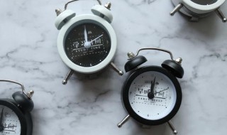 贺朝夫斯基起床铃怎么设置（如何设置贺朝起床铃）