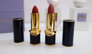 口红分哑光和什么光（口红什么是哑光色）