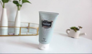 外油内干用什么洗面奶（外油内干用什么洗面奶最好用）