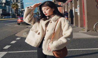 搭配羊羔服的冬天裙子（冬季羊毛裙搭配）