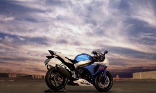 摩托车空气滤清器有灰尘咋办（摩托车空气滤清器有灰尘咋办呀）