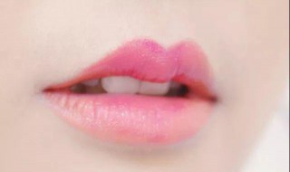 口红怎么折叠（口红怎么折叠在一起）