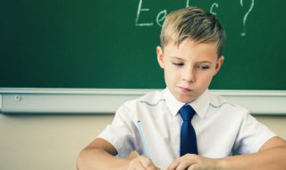 忧伤爱情的唯美句子（伤感爱情唯美句子）