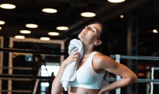 发朋友圈表达累但很开心的句子 疲惫是成长的代价