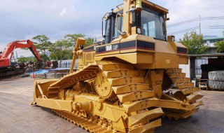 铲车操作技巧教学（铲车操作技巧教学）