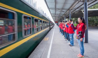 为朋友送行的祝福语 为朋友送行的祝福语简短