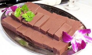 烫羊血技巧 羊血怎么用水冲