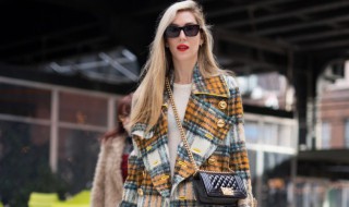 羊毛大衣搭配方法 羊毛大衣搭配方法图解