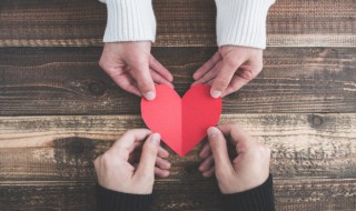 爱情心痛的文案句子 爱情伤心文案短句