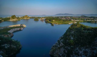 赞美家乡青山绿水的句子（赞美家乡青山绿水的句子简短）