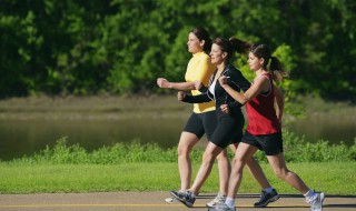 人的步行速度每小时是多少米 人的步行速度每小时多少千米