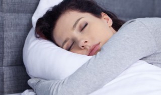 梦见别人头上长虱子是什么意思 做梦梦见别人头上长虱子是什么意思