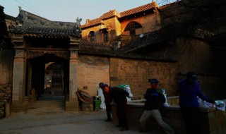 梦见土坑什么预兆（梦见土坑是什么意思）