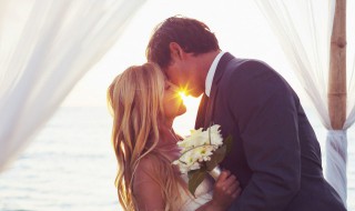 打动男人的最美情话 最感动男人的情话