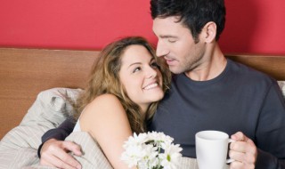 晚上做梦被毒蛇咬了代表什么（晚上做梦被毒蛇咬了代表什么寓意）