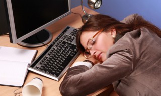 女人梦见满地狗屎有什么征兆（梦见满地狗屎有什么预兆）