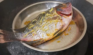 清蒸罗非鱼怎么做好吃又简单（清蒸罗非鱼怎么做好吃又简单窍门窍门）