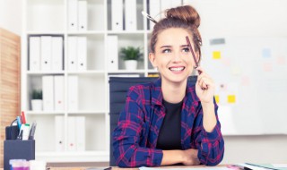 电脑表格怎么调整大小（电脑表格怎么调整大小找不到了）