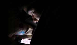 苹果手机充电没反应是怎么回事（苹果手机充电没反应是怎么回事无线充又可以）