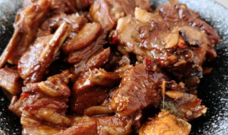 红烧羊排的做法最正宗的做法（红烧羊排的做法最正宗的做法窍门）