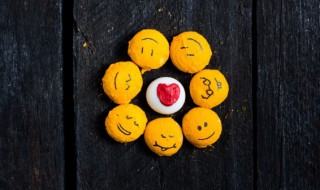 余生别再委屈自己的句子（余生别再委屈自己的句子说说）