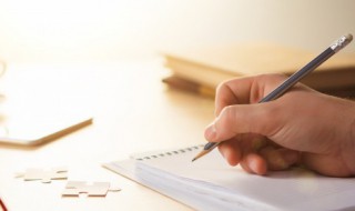 抖音最火的秋天文案（抖音热门文案秋天）