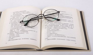 青涩不及当初聚散不由你我什么意思 青涩不及当初,聚散不由你我的意思