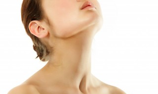 挂在脖子上的貔貅要注意什么（貔貅挂在脖子上好吗）