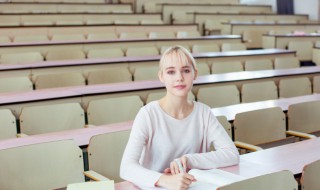 拼搏努力正能量朋友圈（拼搏努力正能量朋友圈怎么发）