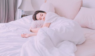 梦见自己睡觉又醒了是什么意思（梦见自己醒过来 但还在睡）