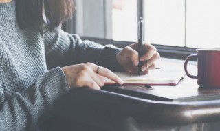 一人得道鸡犬升天的意思是什么（一人得道鸡犬升天的意思是什么的意思）