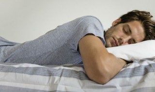 梦到抓老鼠是什么意思（梦到抓老鼠是什么意思周公解梦）