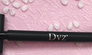 眼线胶笔应该怎么削 眼线胶笔怎么削图解