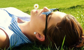 可以带防晒霜睡午觉吗（涂防晒霜睡中午觉可以吗）