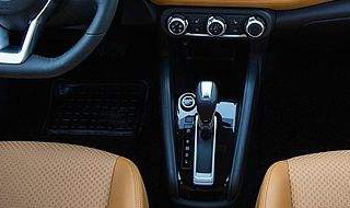 怠速倒车上马路牙子对轮带有伤害吗 倒着上马路牙子对车有影响吗