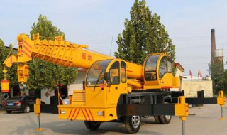 吊车爬臂抬臂怎么稳 吊车抬臂技巧