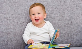 宝宝八个月突然吃夜奶频繁怎么办 八个月的宝宝吃夜奶频繁怎么办