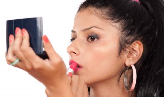 13岁可不可以化妆 13岁的孩子可以化妆吗