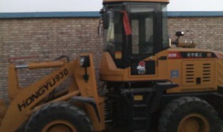 宏宇912铲车装的多大的发动机（宏宇912铲车装的多大的发动机）